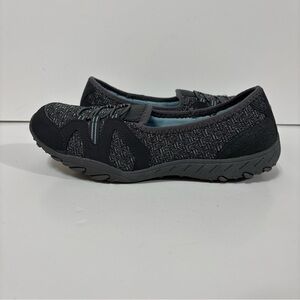 Athletech Womens Size 10
Black and Gray Loafers Mesh
Casual Comfort Flats